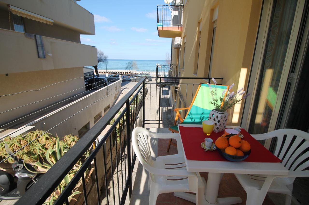 Dea Beach Cefalu Luaran gambar